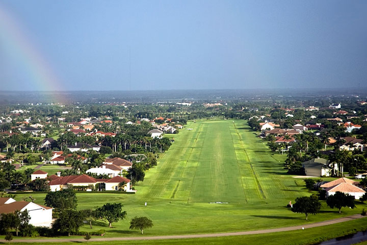 grass runway at Wellington Aero Club - Florida